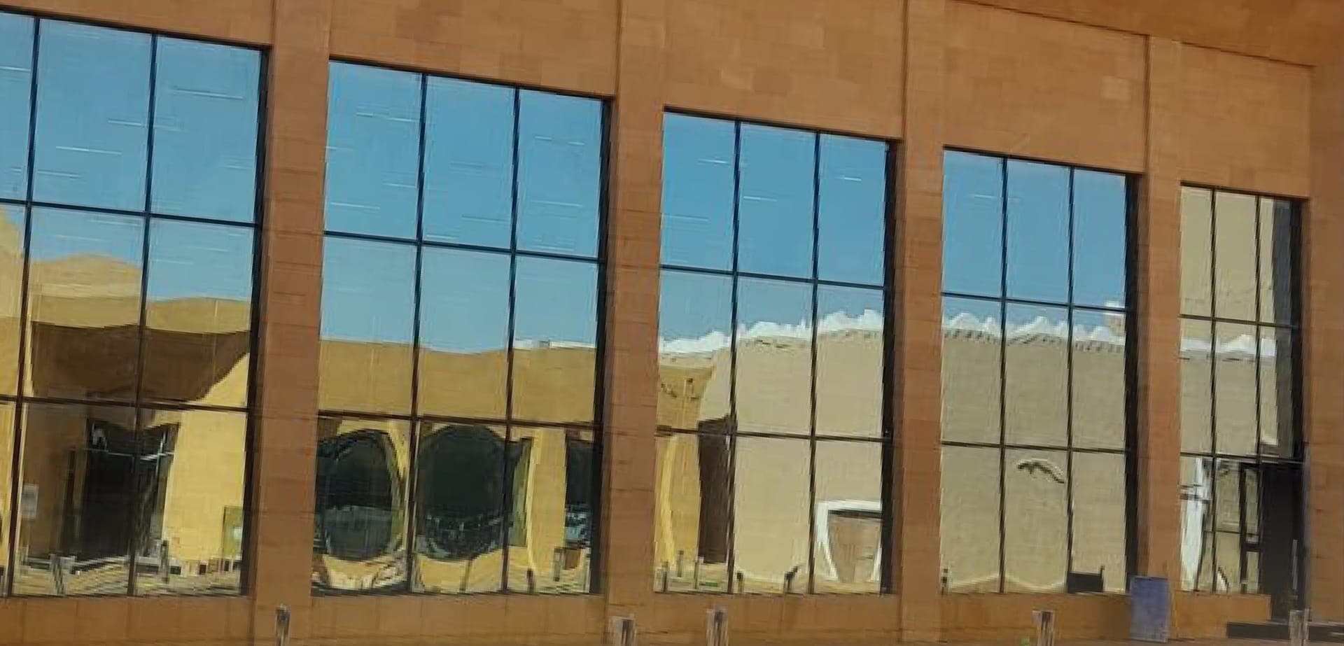 Aluminum windows on a commercial facade in Riyadh